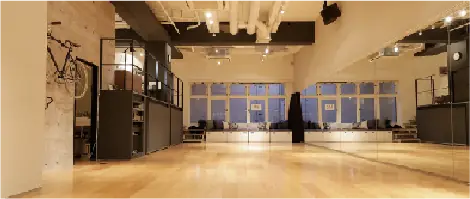 スタジオ事業